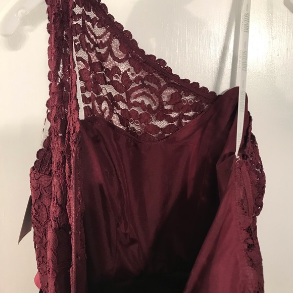 David’s Bridal Dress - Picture 7 of 7